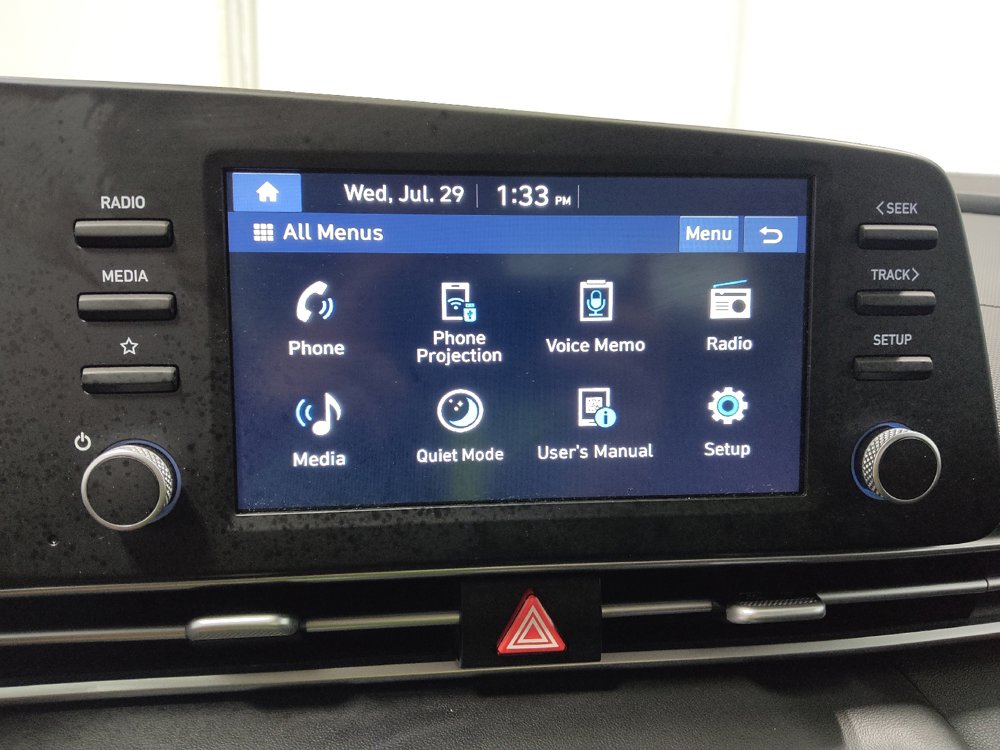 Used 2025 Hyundai Elantra SE FWD image 25