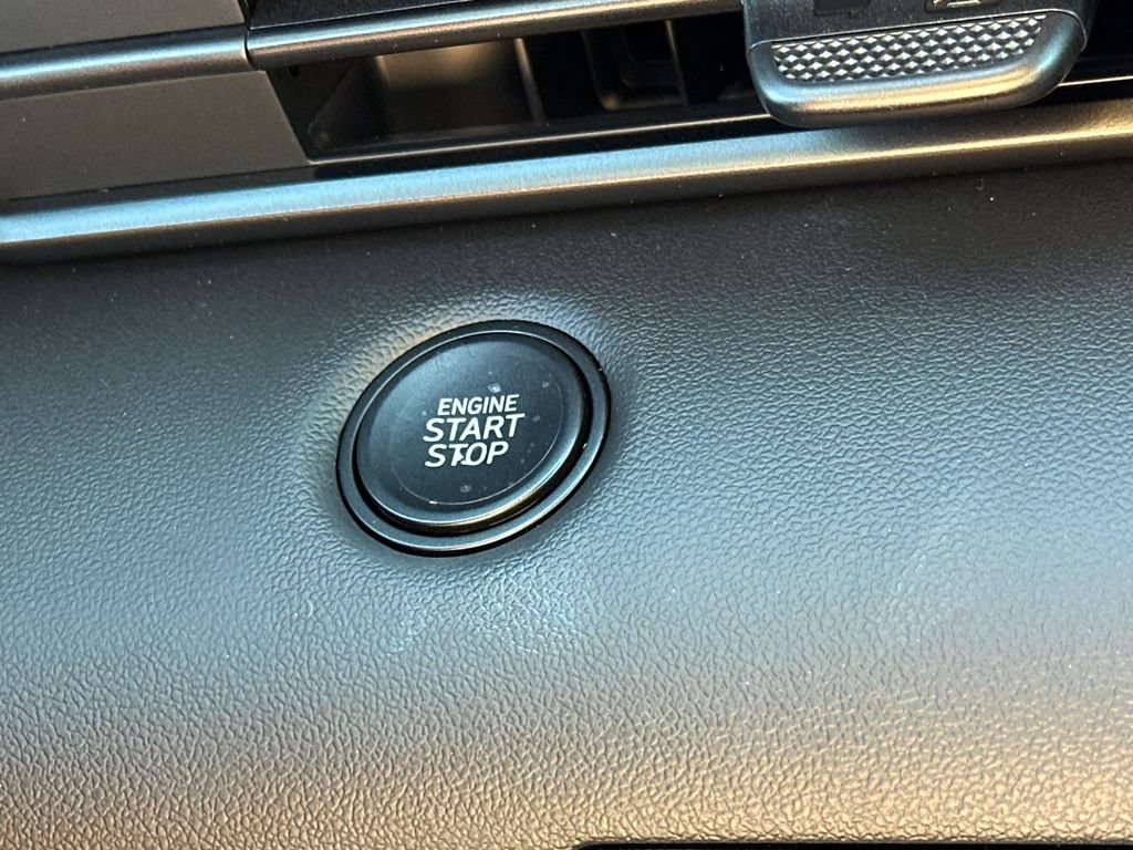 New 2026 Hyundai Elantra Sport FWD image 31