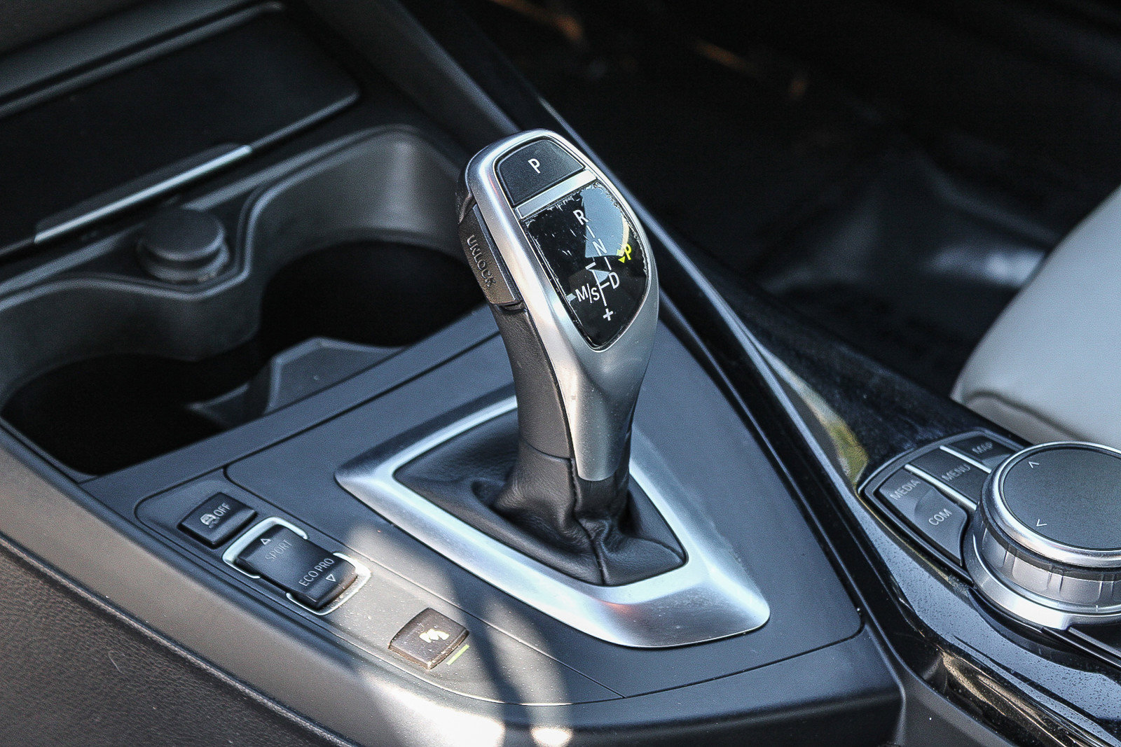 Used 2017 BMW 230i Coupe image 19