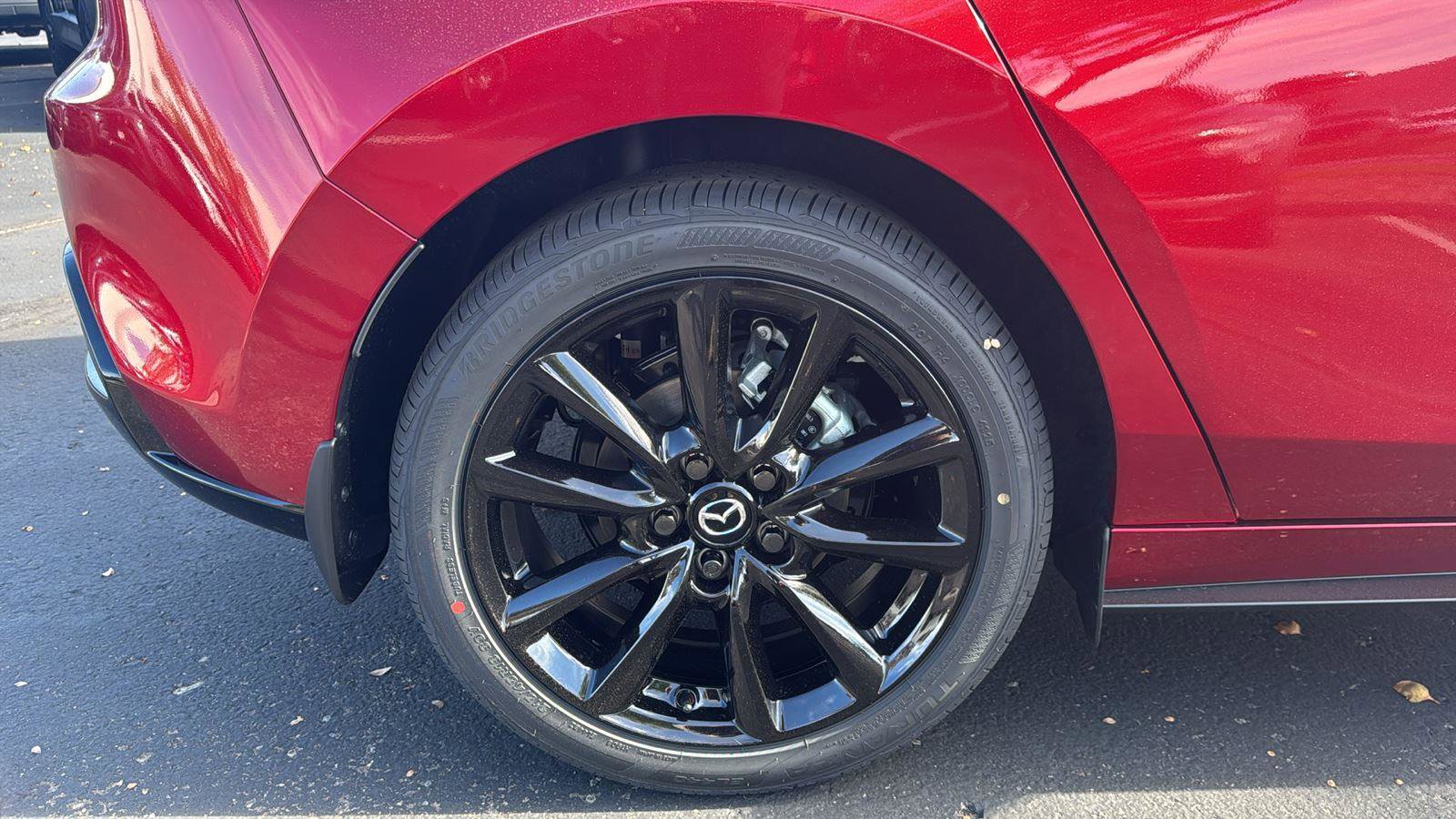 New 2026 MAZDA MAZDA3 Hatchback w/Premium Plus Pkg image 6