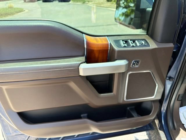 Used 2015 Ford F150 King Ranch w/ Equipment Group 601A Luxury AWD/4WD image 16