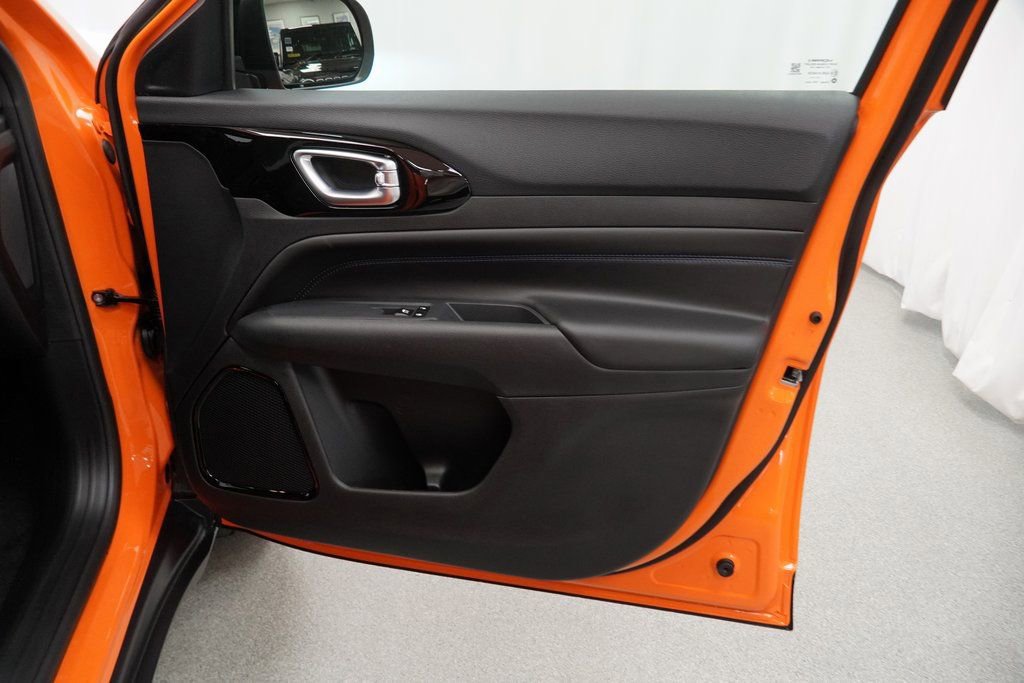 New 2026 Jeep Compass Latitude image 32