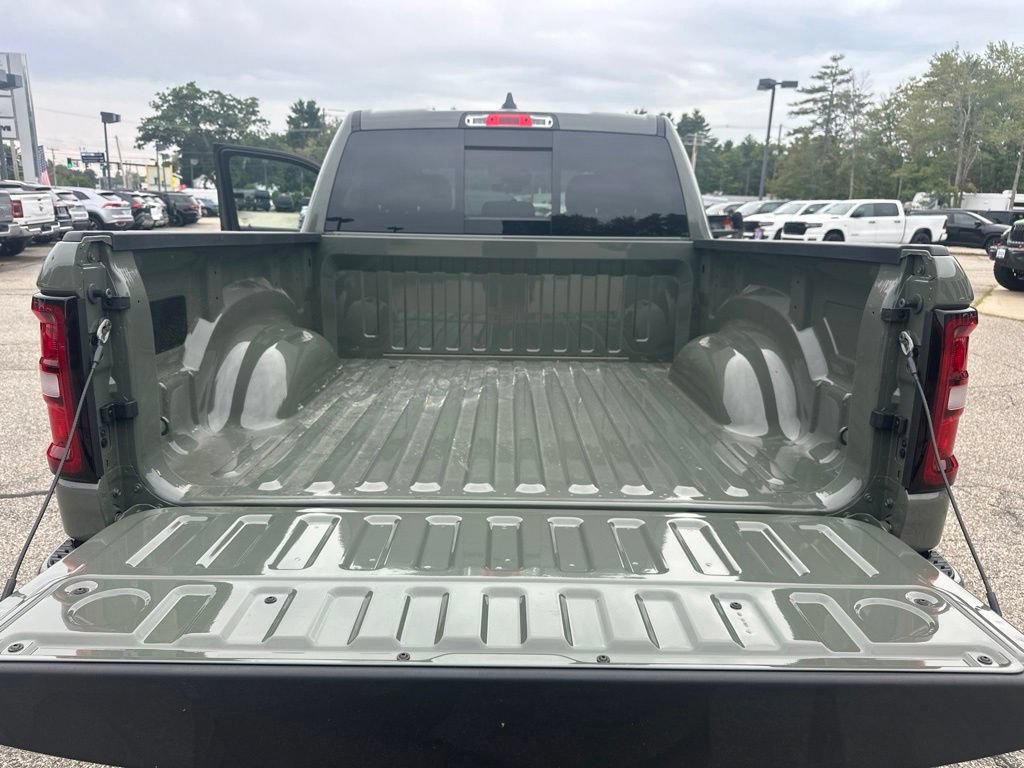 New 2026 RAM 1500 Express AWD/4WD image 27