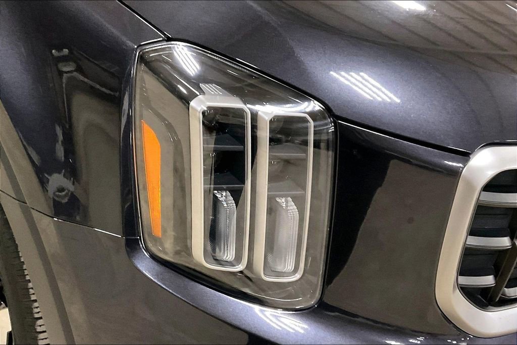 Used 2025 Kia Telluride S AWD/4WD image 28