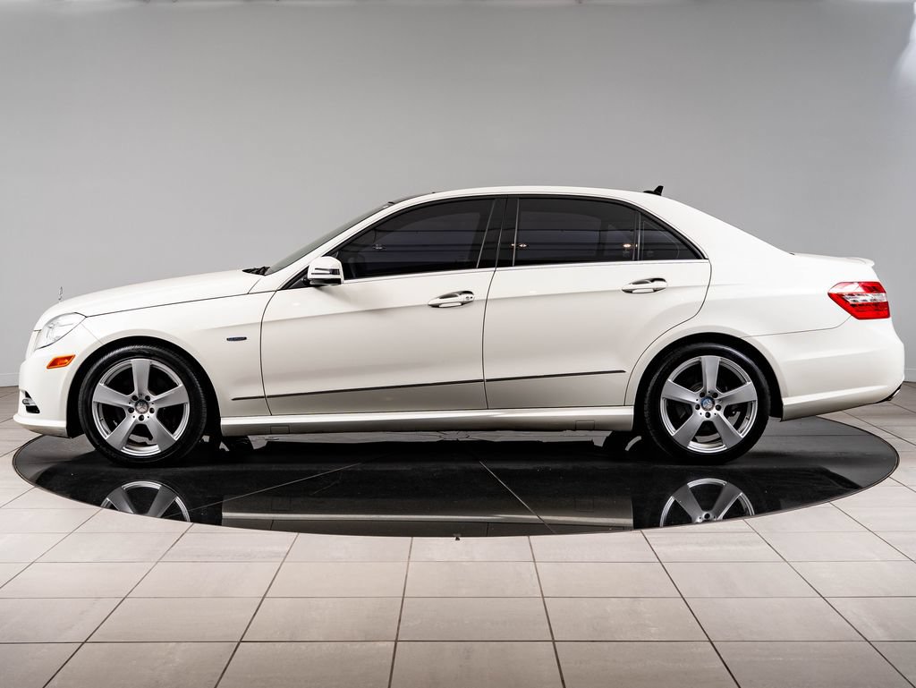 Used 2012 Mercedes-Benz E 350 4MATIC Sedan image 5