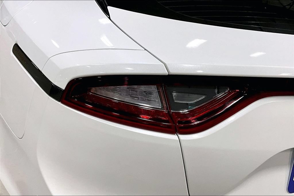 Used 2018 Kia Stinger Premium AWD/4WD image 23