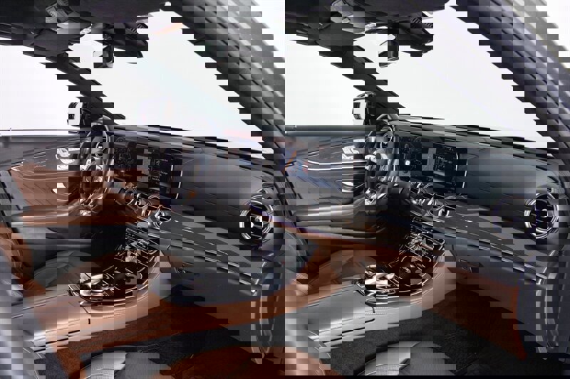 Used 2019 Mercedes-Benz E 63 AMG S image 26