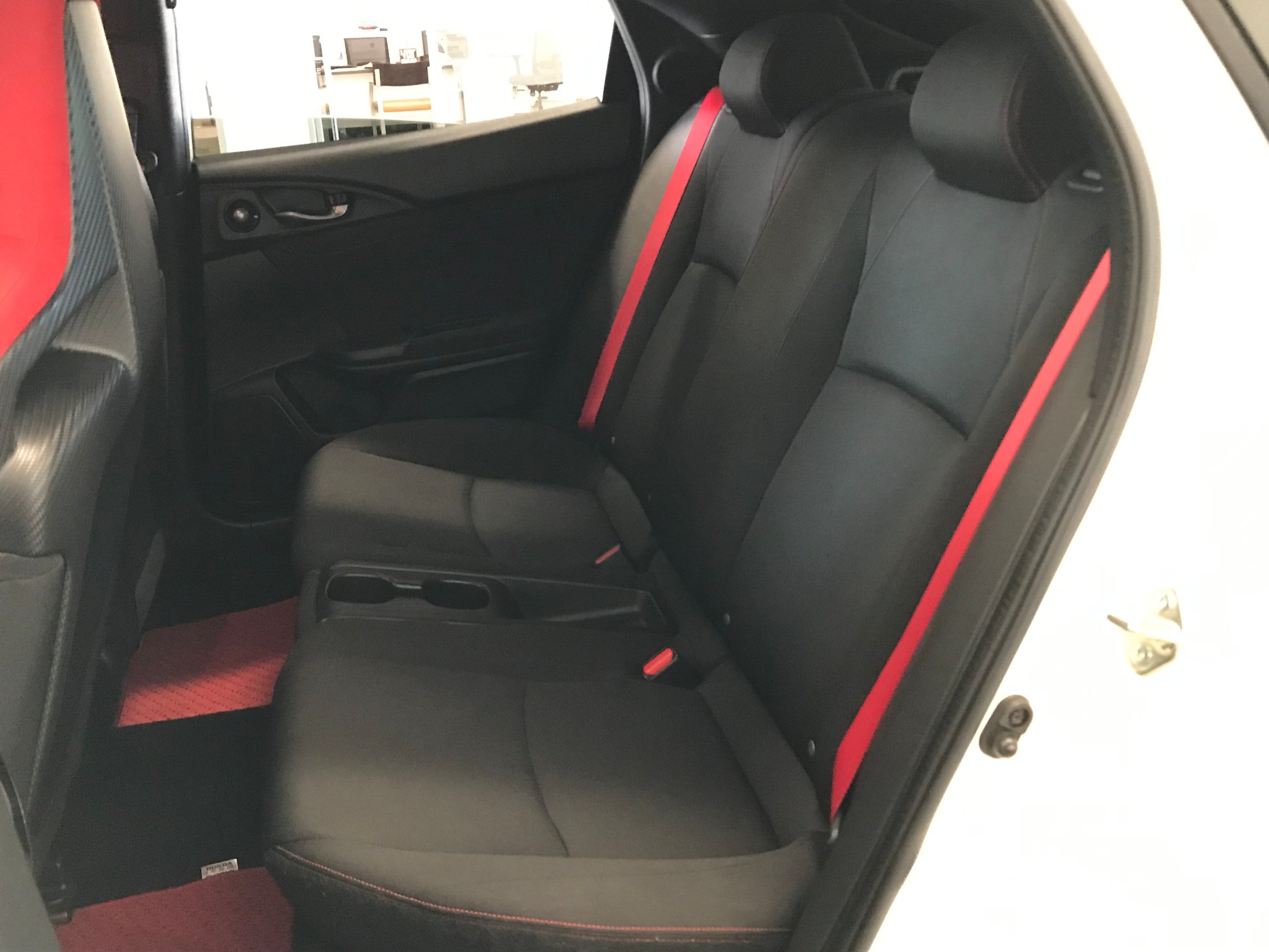Used 2018 Honda Civic Type R image 10