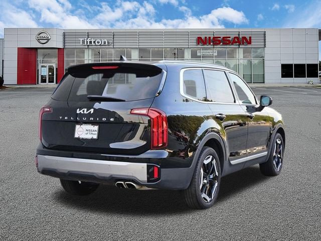 Used 2025 Kia Telluride S FWD image 4