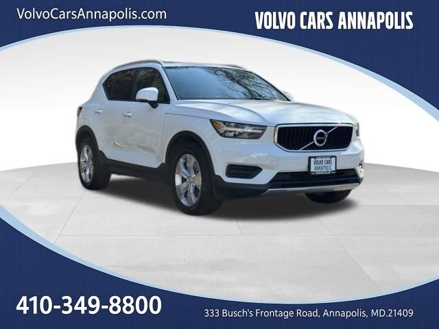 Used 2019 Volvo XC40 T5 Momentum