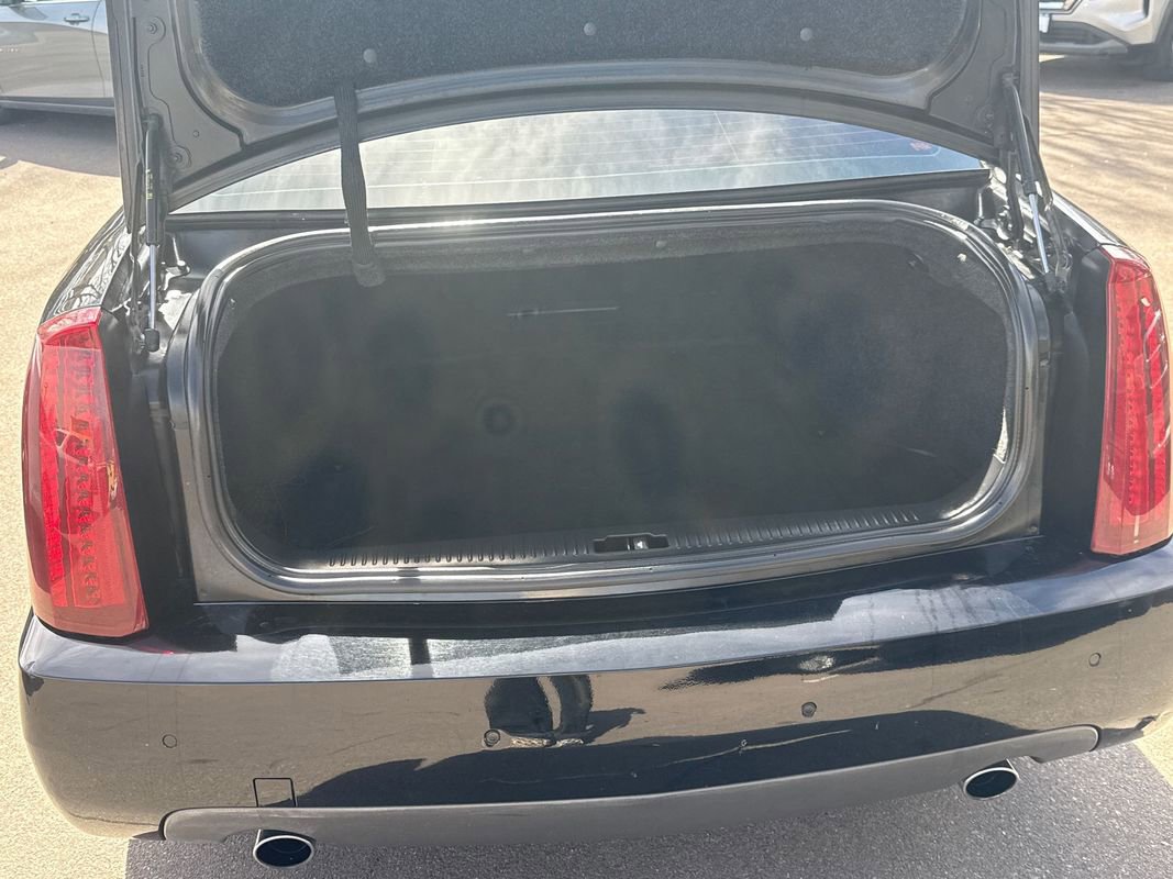 Used 2006 Cadillac STS V8 w/ Preferred Equipment Group RWD image 23