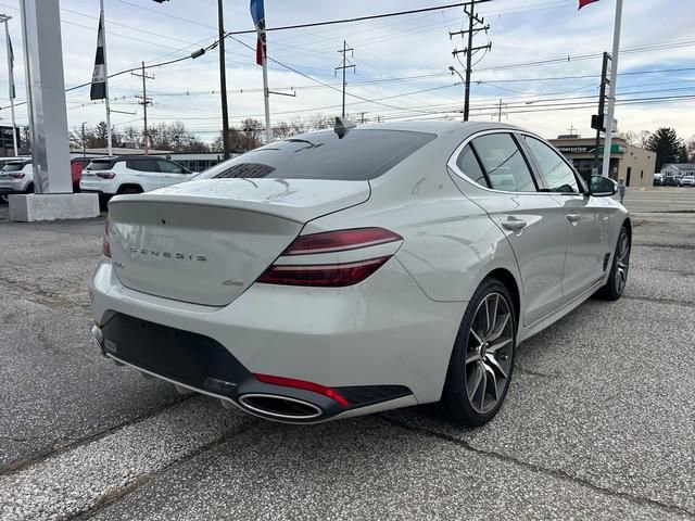 Used 2024 Genesis G70 2.5T image 3