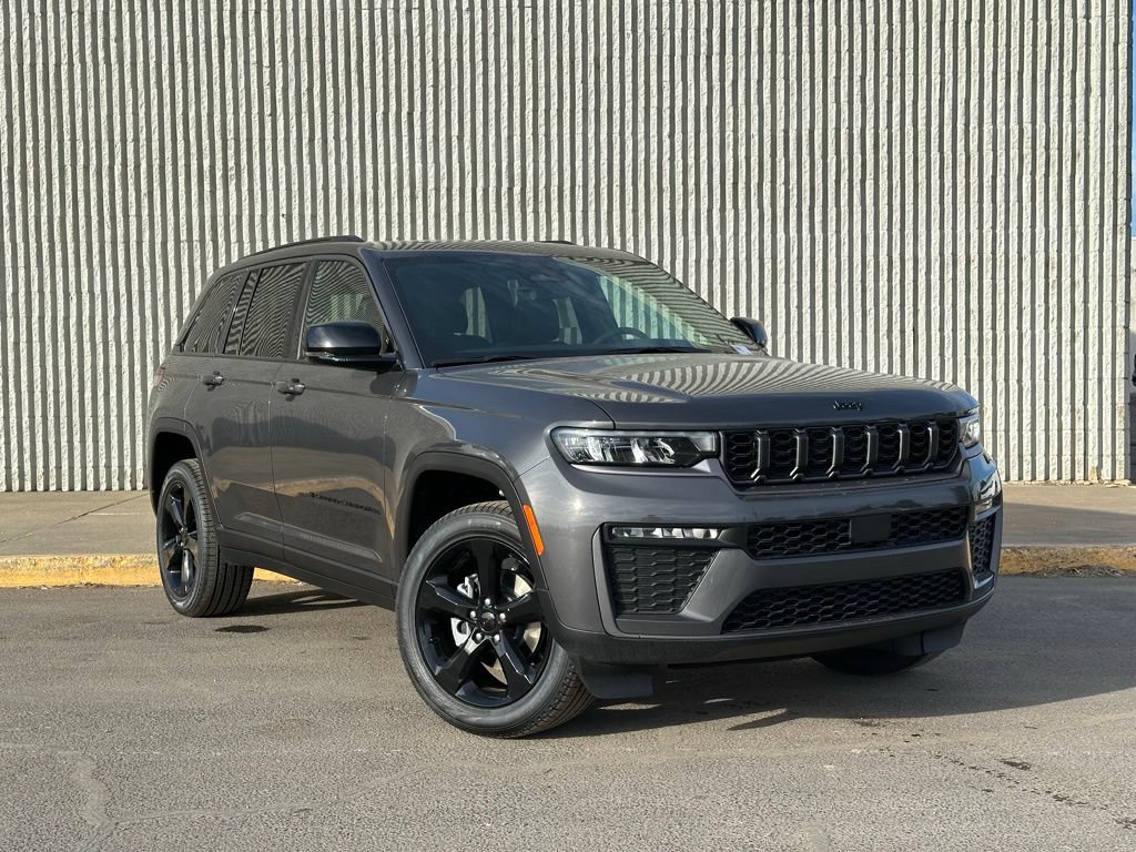New 2026 Jeep Grand Cherokee Limited w/ Limited Altitude Package AWD/4WD image 6
