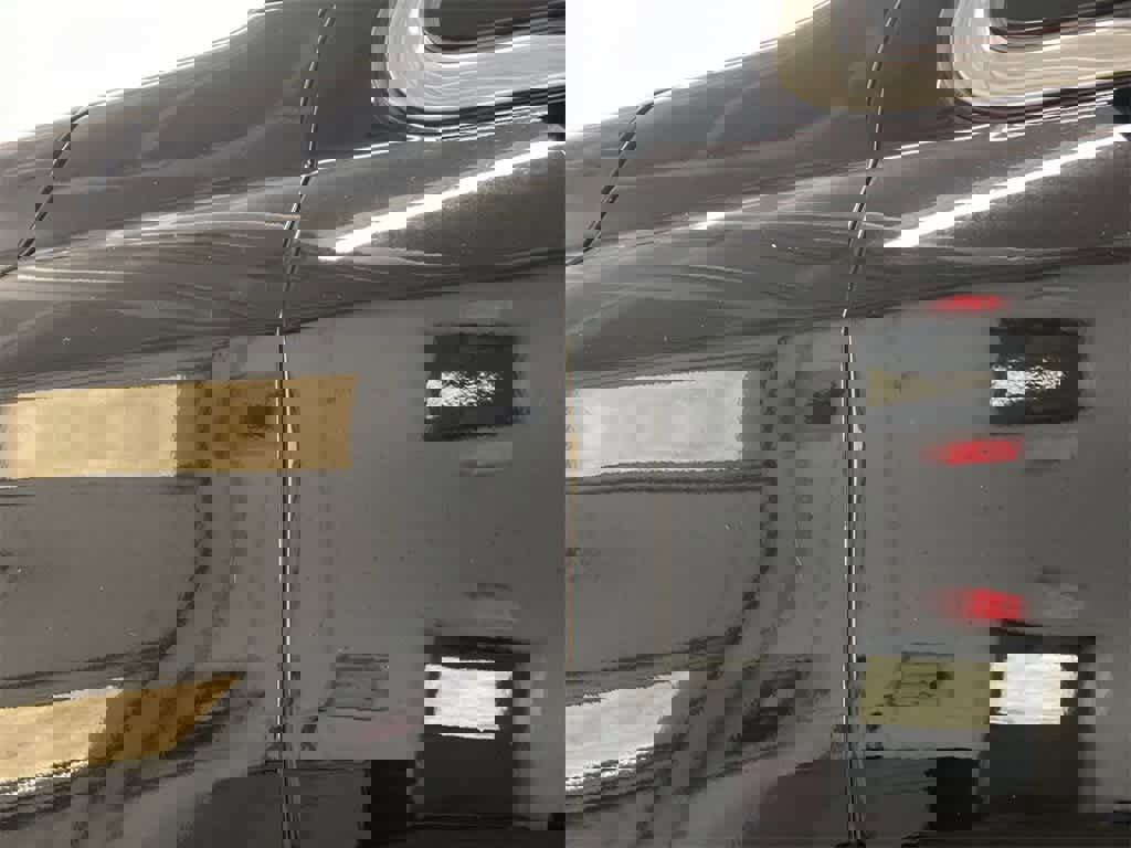 Used 2018 Cadillac Escalade Platinum image 35