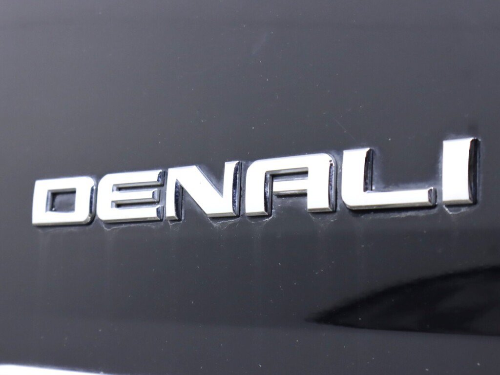 Used 2019 GMC Yukon Denali w/ Open Road Package RWD image 40