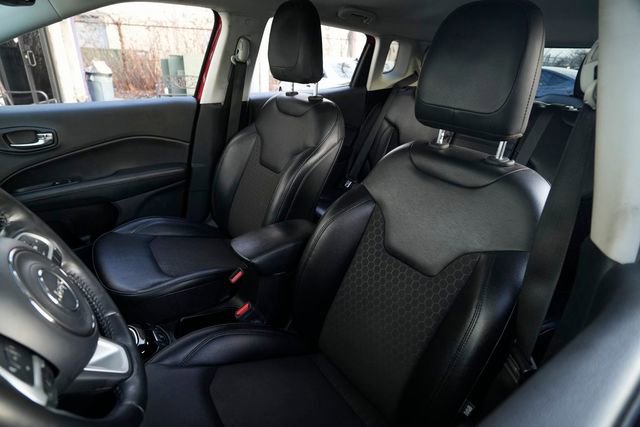 Used 2020 Jeep Compass Latitude image 17