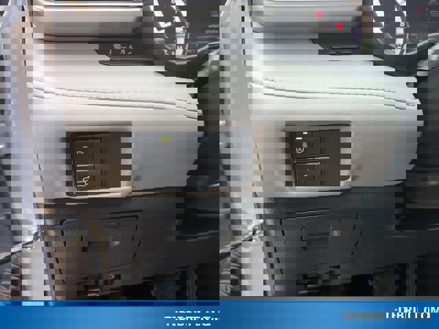 Used 2022 Toyota Highlander XLE image 39