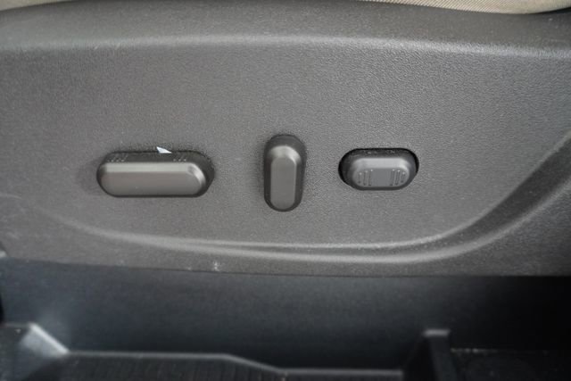 Used 2017 Ford Escape Titanium image 21