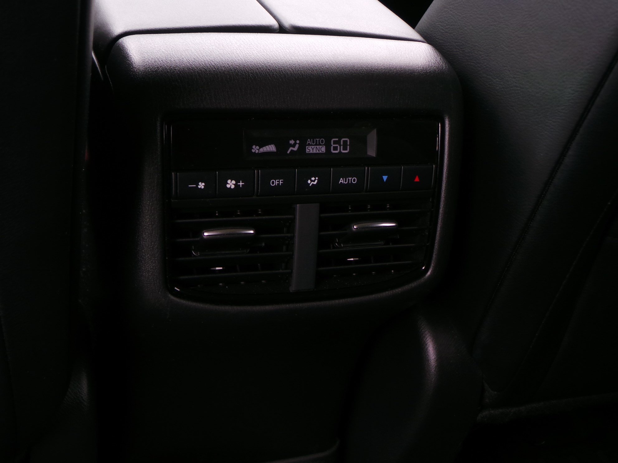 Used 2018 MAZDA CX-9 Touring FWD image 34