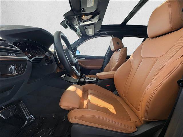Used 2024 BMW X3 sDrive30i w/ Premium Package w/ZPA image 17
