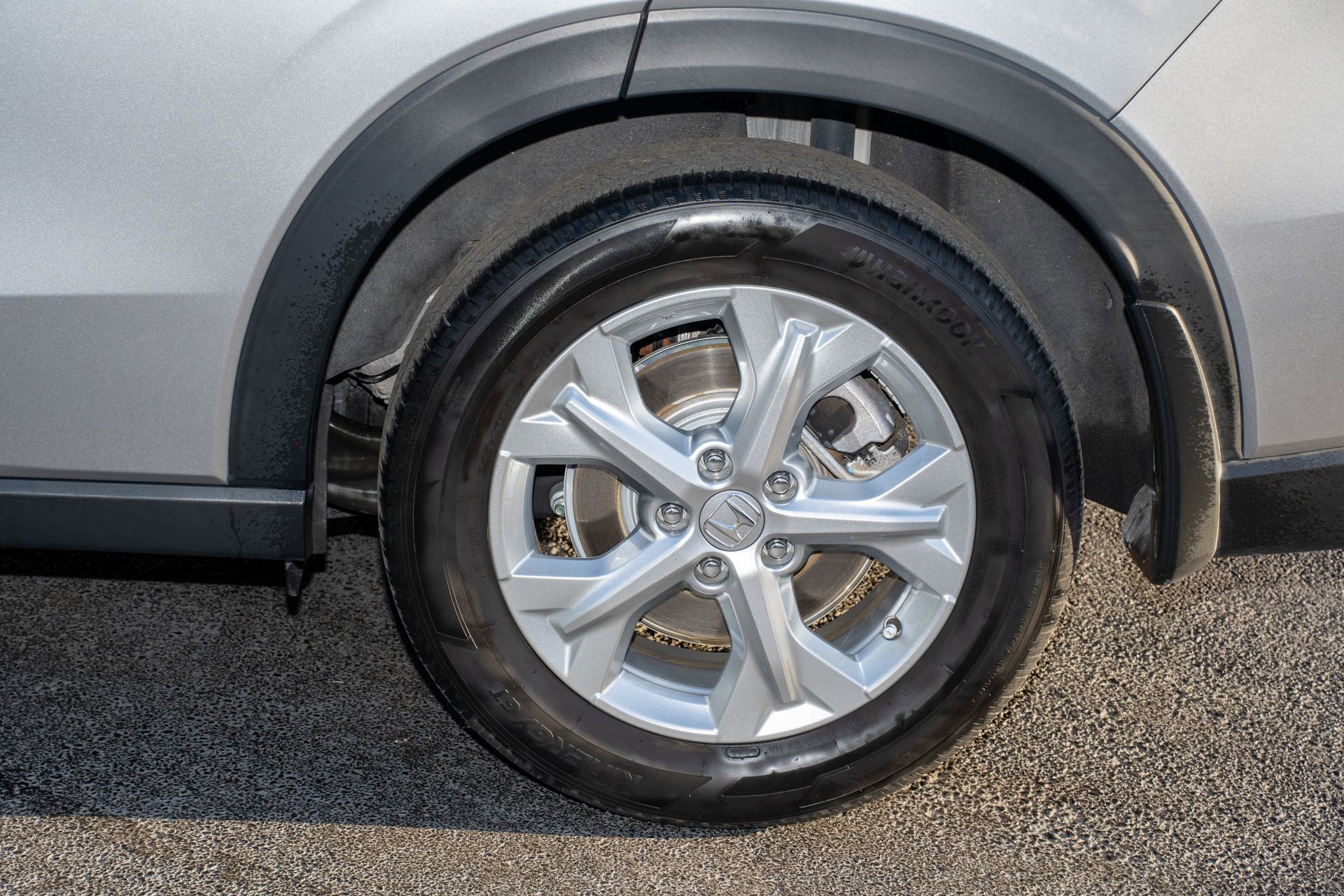 Certified 2023 Honda HR-V LX image 38