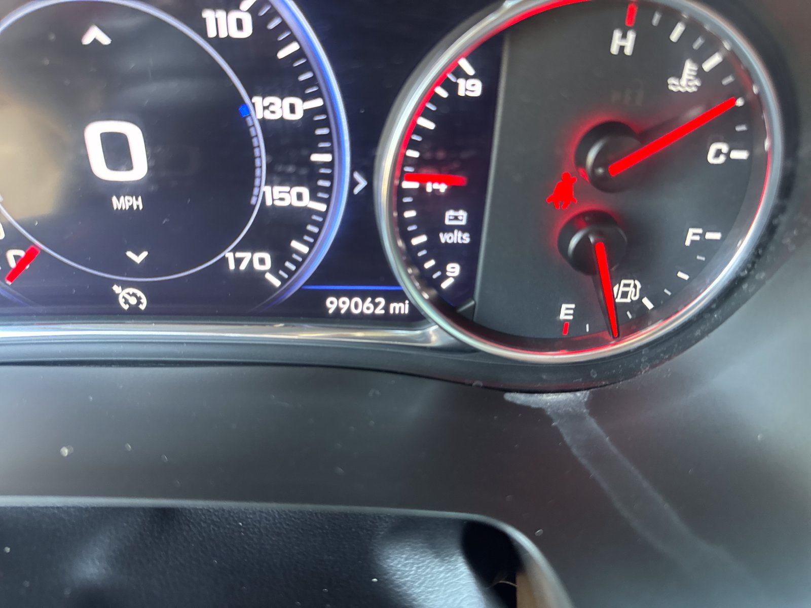 Used 2023 Chevrolet Traverse High Country w/ LPO, Floor Liner Package AWD/4WD image 12