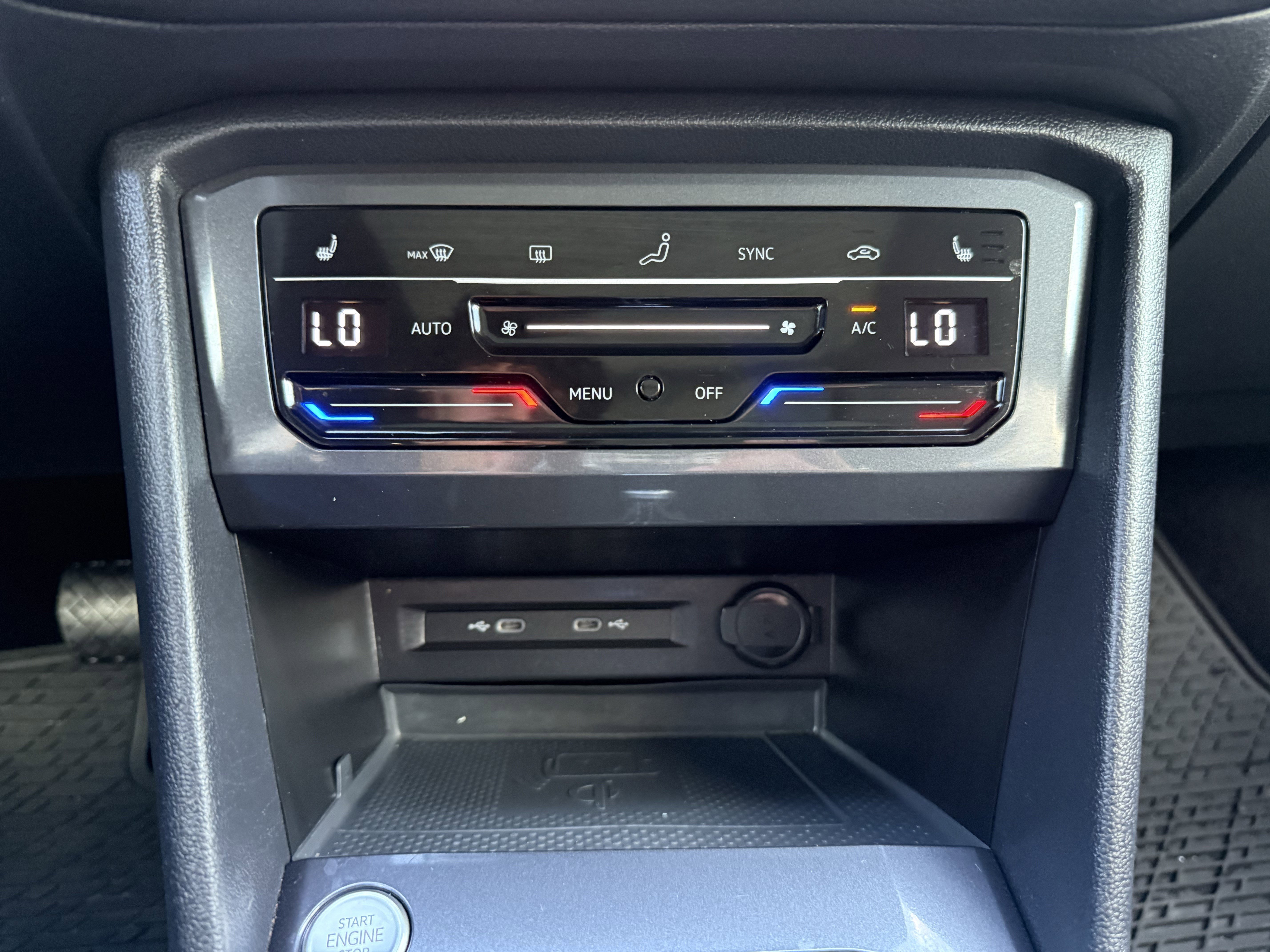 Used 2022 Volkswagen Tiguan SE FWD image 33