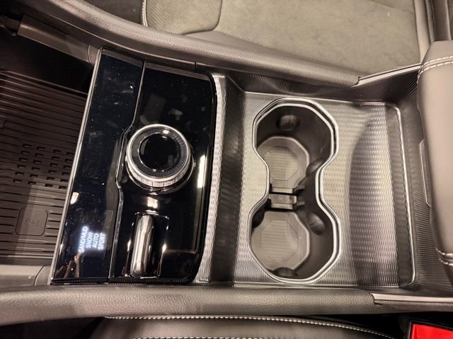 New 2026 Jeep Grand Cherokee Laredo image 16