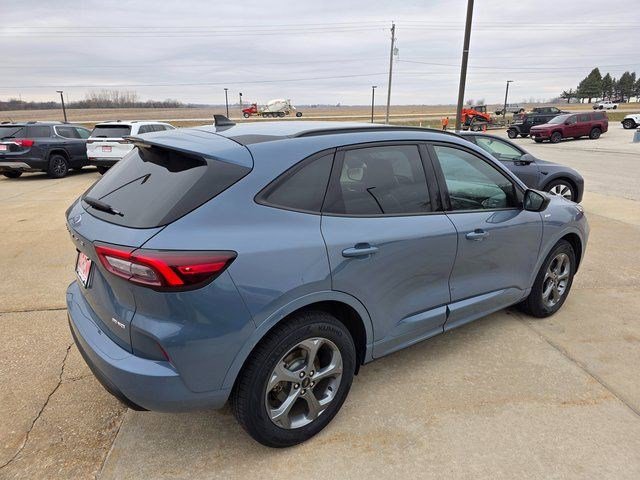 Used 2024 Ford Escape ST-Line AWD/4WD image 8