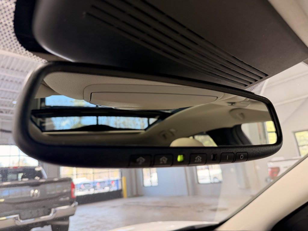 Used 2019 INFINITI QX50 Luxe w/ Cargo Package image 47