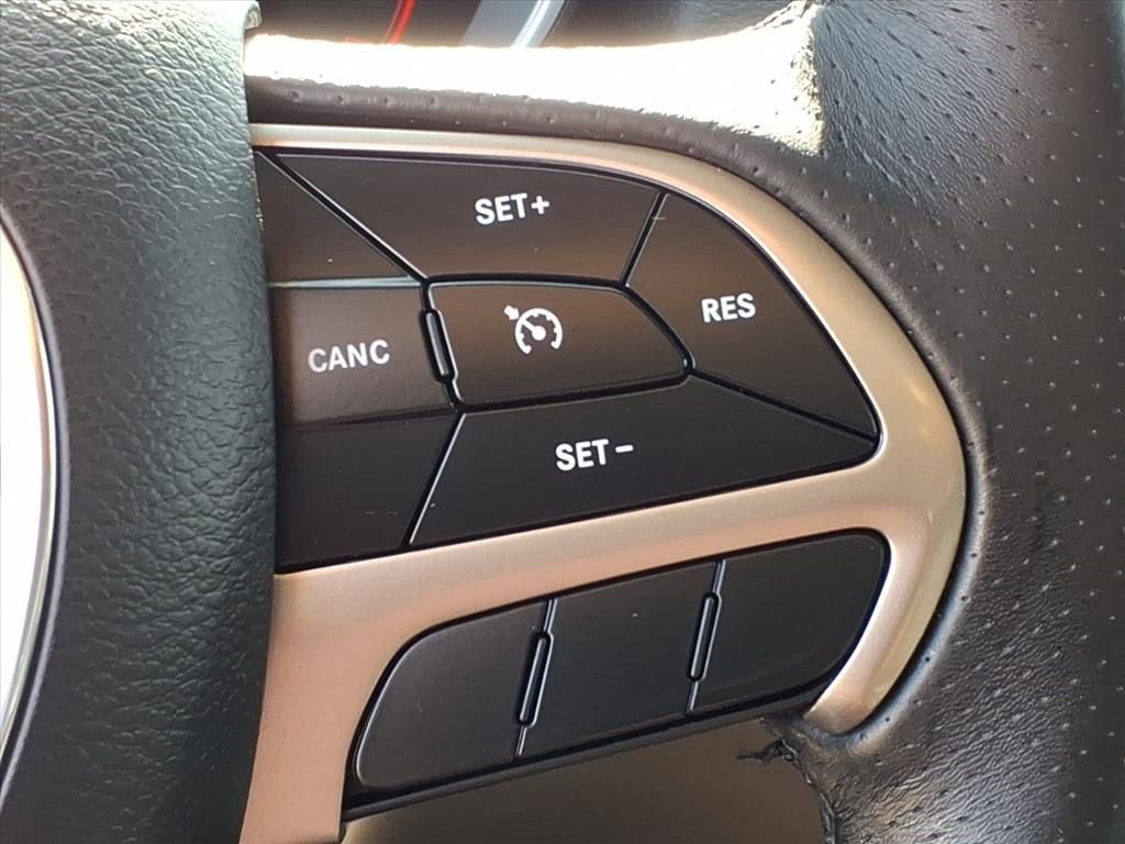 Used 2019 Dodge Durango SXT AWD/4WD image 11