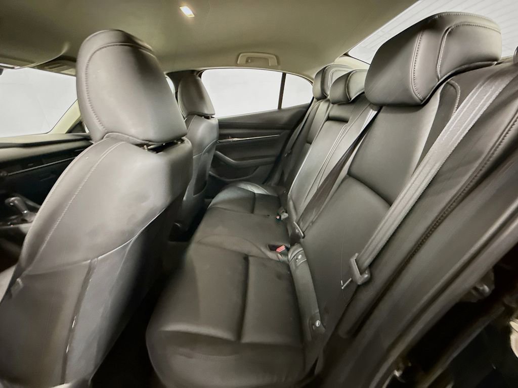 Used 2021 MAZDA MAZDA3 s FWD image 23