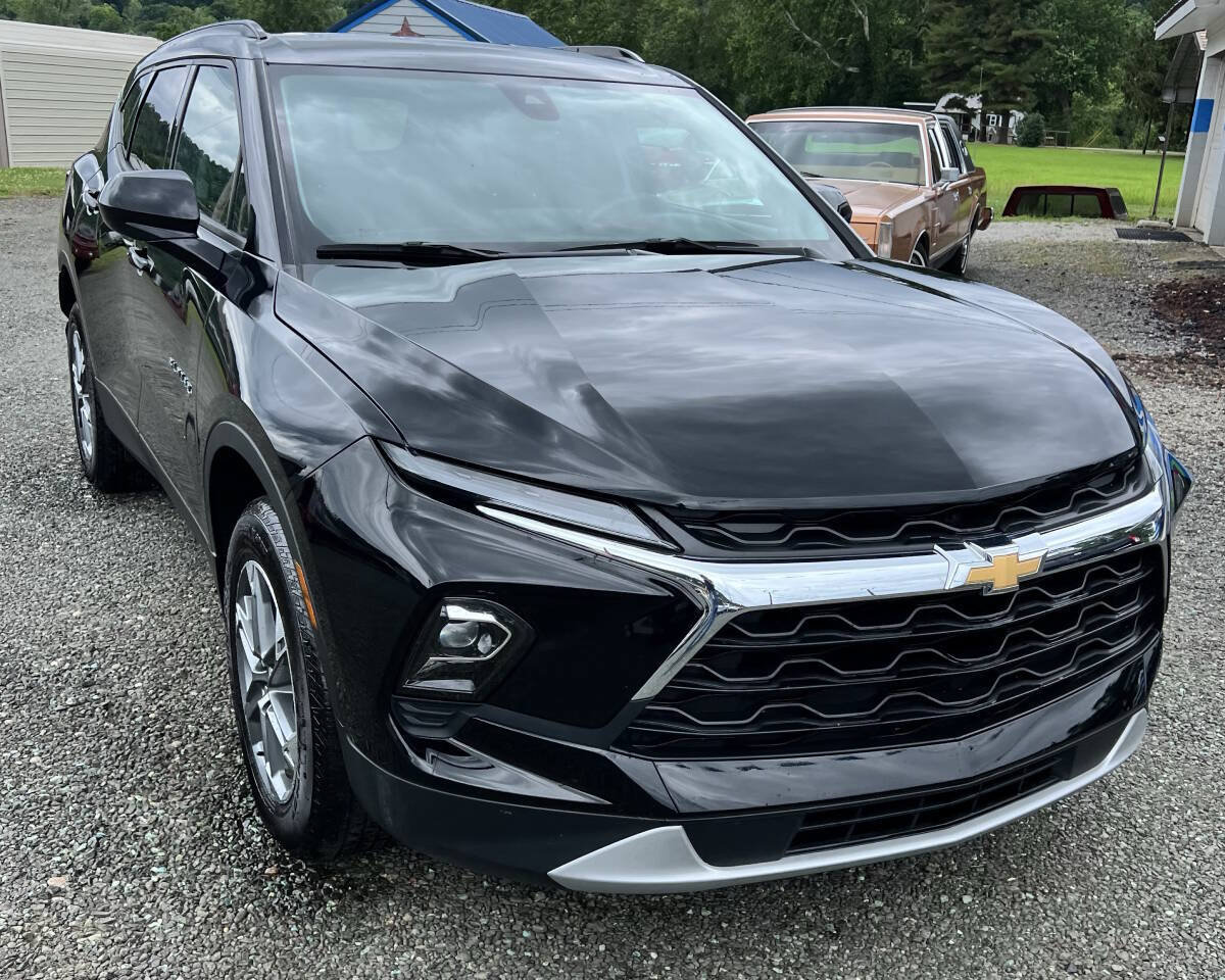 Used 2024 Chevrolet Blazer LT w/ Convenience Package FWD image 1