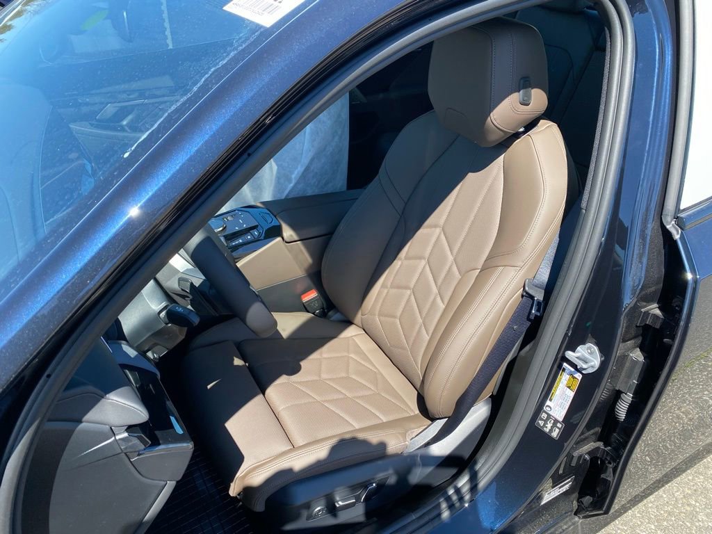 New 2026 BMW 530i xDrive AWD/4WD image 11