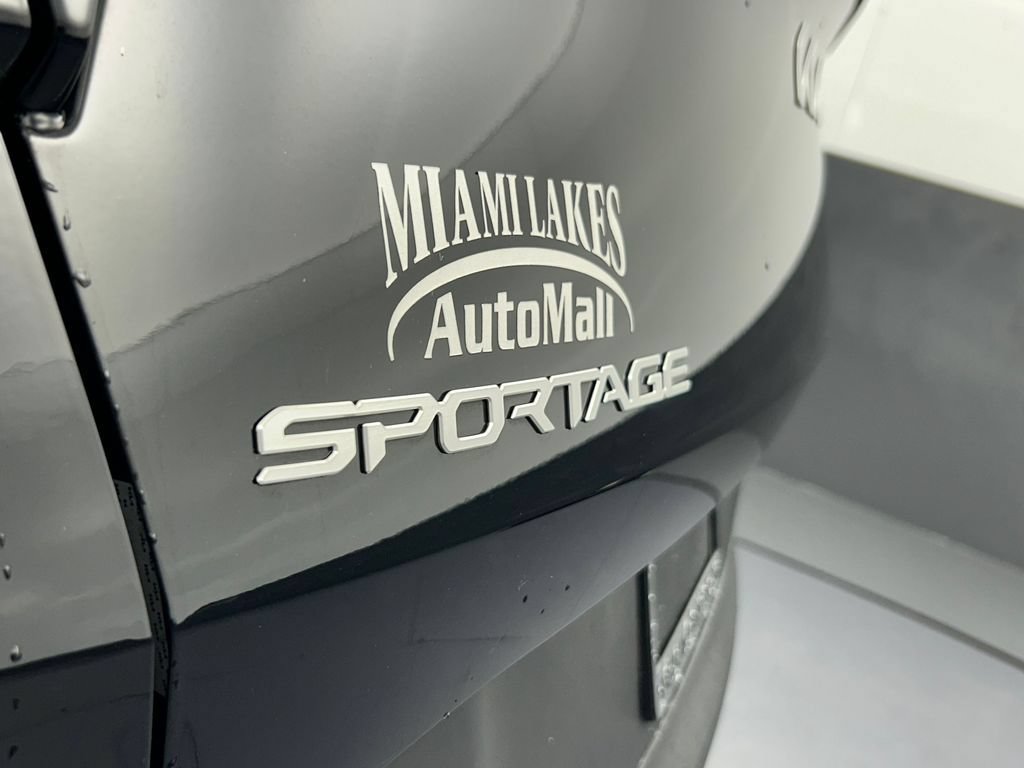 Used 2024 Kia Sportage EX AWD/4WD image 39