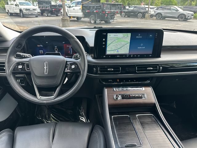 New 2025 Lincoln Aviator Reserve w/ Luxury Package RWD image 21