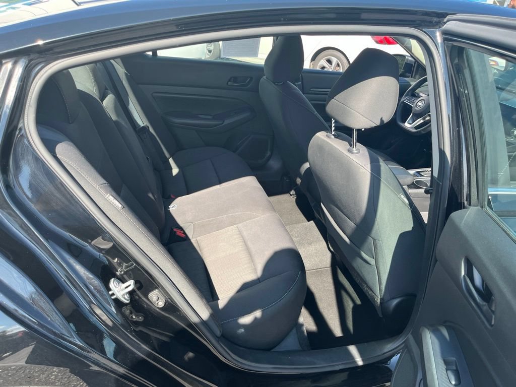 Used 2024 Nissan Altima 2.5 SV FWD image 43