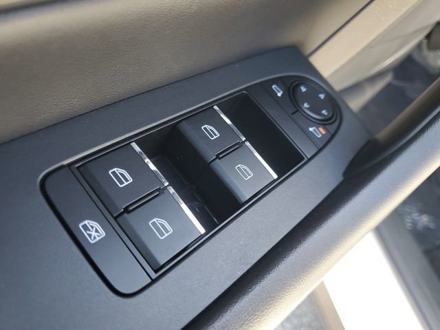 Certified 2024 MAZDA CX-90 Plug-In Hybrid w/ Preferred image 21