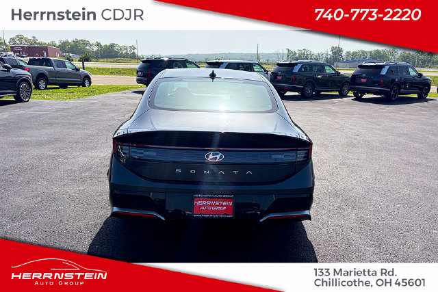 Used 2024 Hyundai Sonata SEL FWD image 29