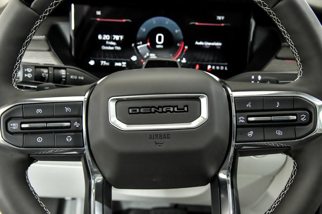 New 2027 GMC Acadia Denali w/ Denali Reserve Package AWD/4WD image 11