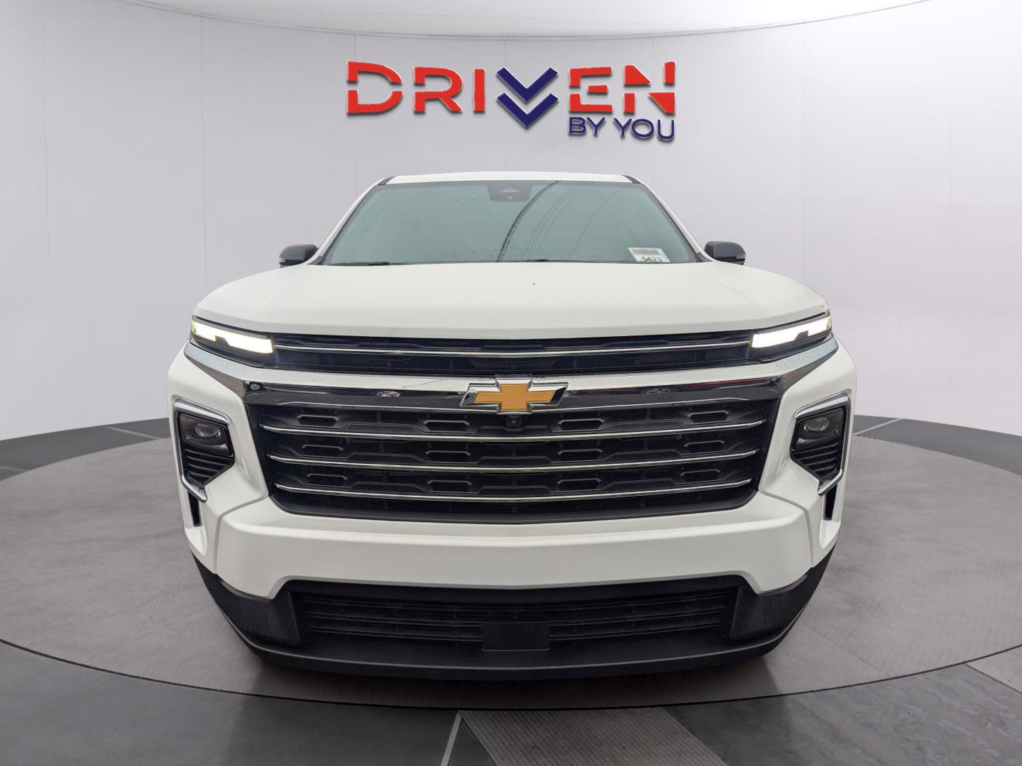 New 2026 Chevrolet Traverse LT image 8