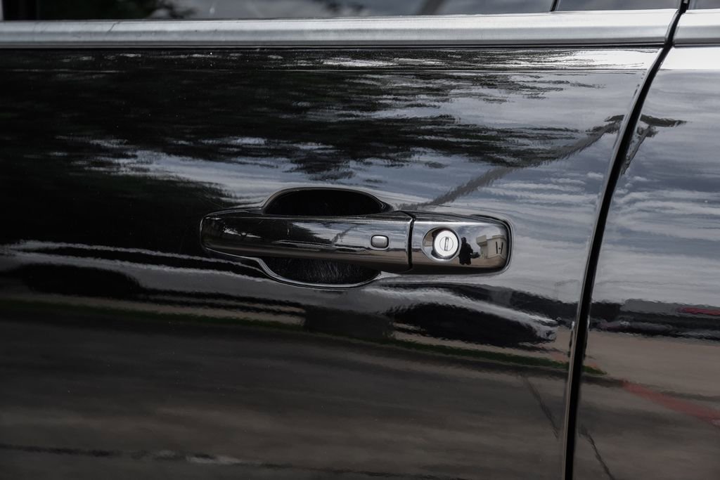Used 2023 Dodge Durango GT w/ Blacktop Package AWD/4WD image 52