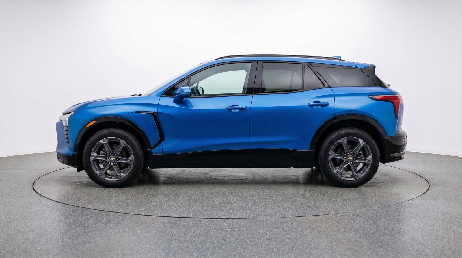 Used 2025 Chevrolet Blazer LT FWD image 5