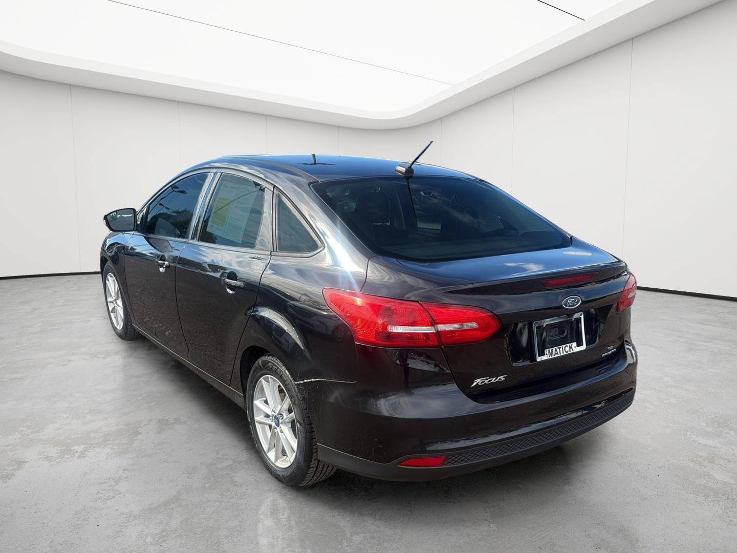 Used 2016 Ford Focus SE FWD image 6