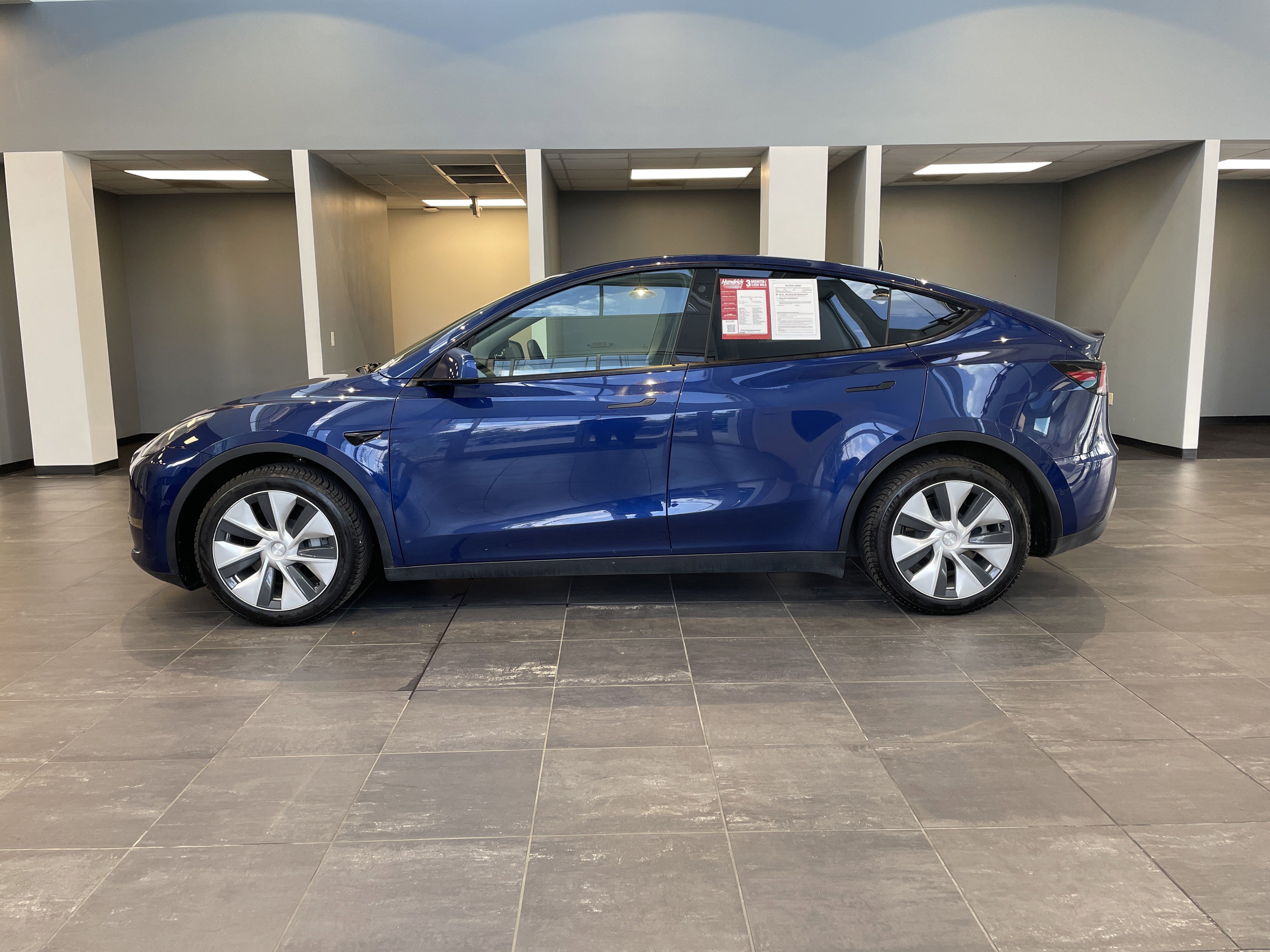 Used 2021 Tesla Model Y Long Range AWD/4WD image 7