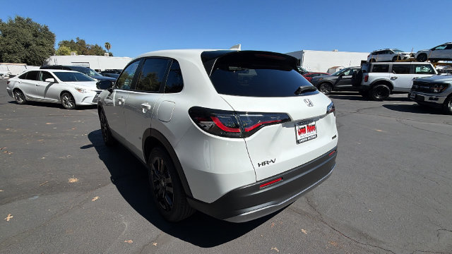 New 2027 Honda HR-V Sport image 6