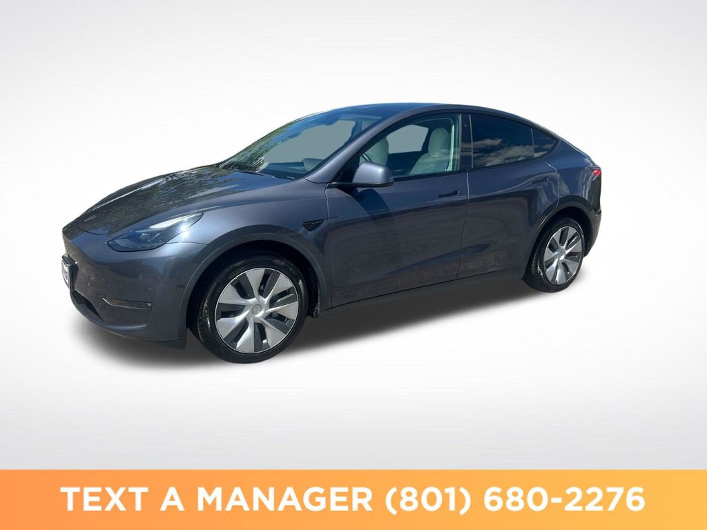 Used 2023 Tesla Model Y Long Range AWD/4WD image 1