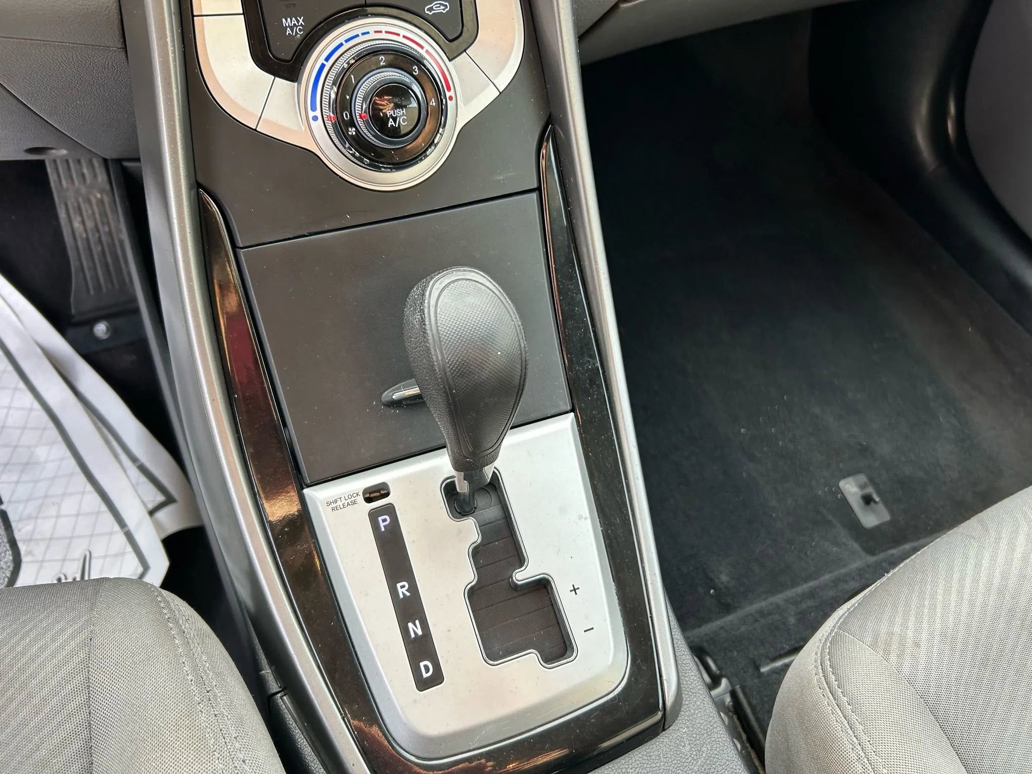 Used 2012 Hyundai Elantra GLS w/ Preferred Pkg 3 image 20