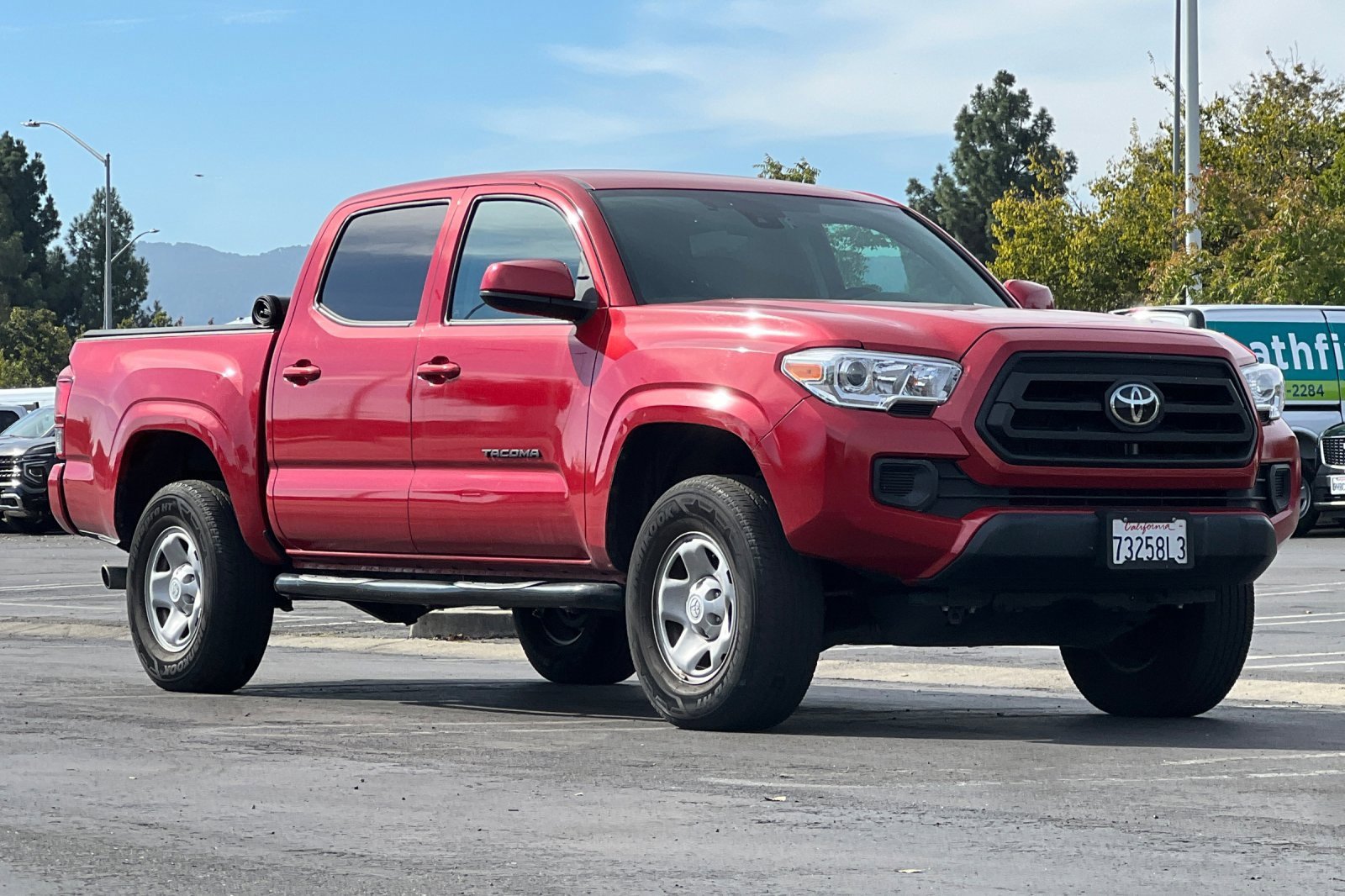 Used 2022 Toyota Tacoma SR image 2