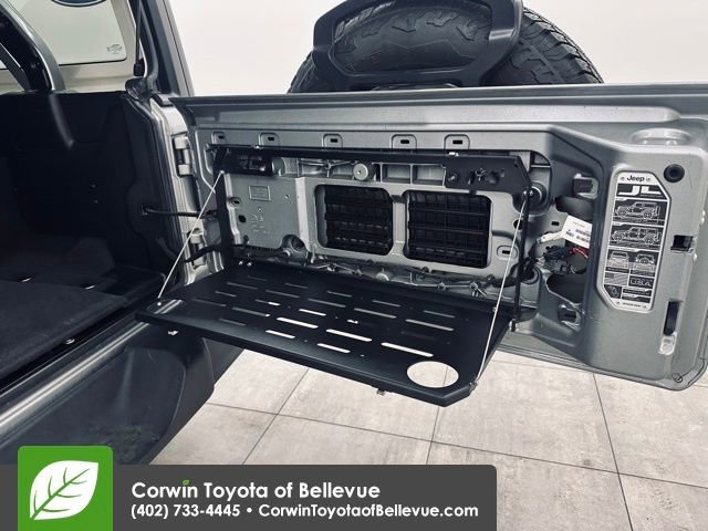 Used 2021 Jeep Wrangler Unlimited Islander image 17